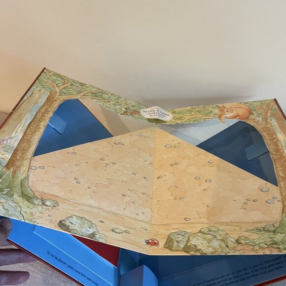 The Original Peter Rabbit Storybook Playset by Beatrix Potter - Picture 6 of 8